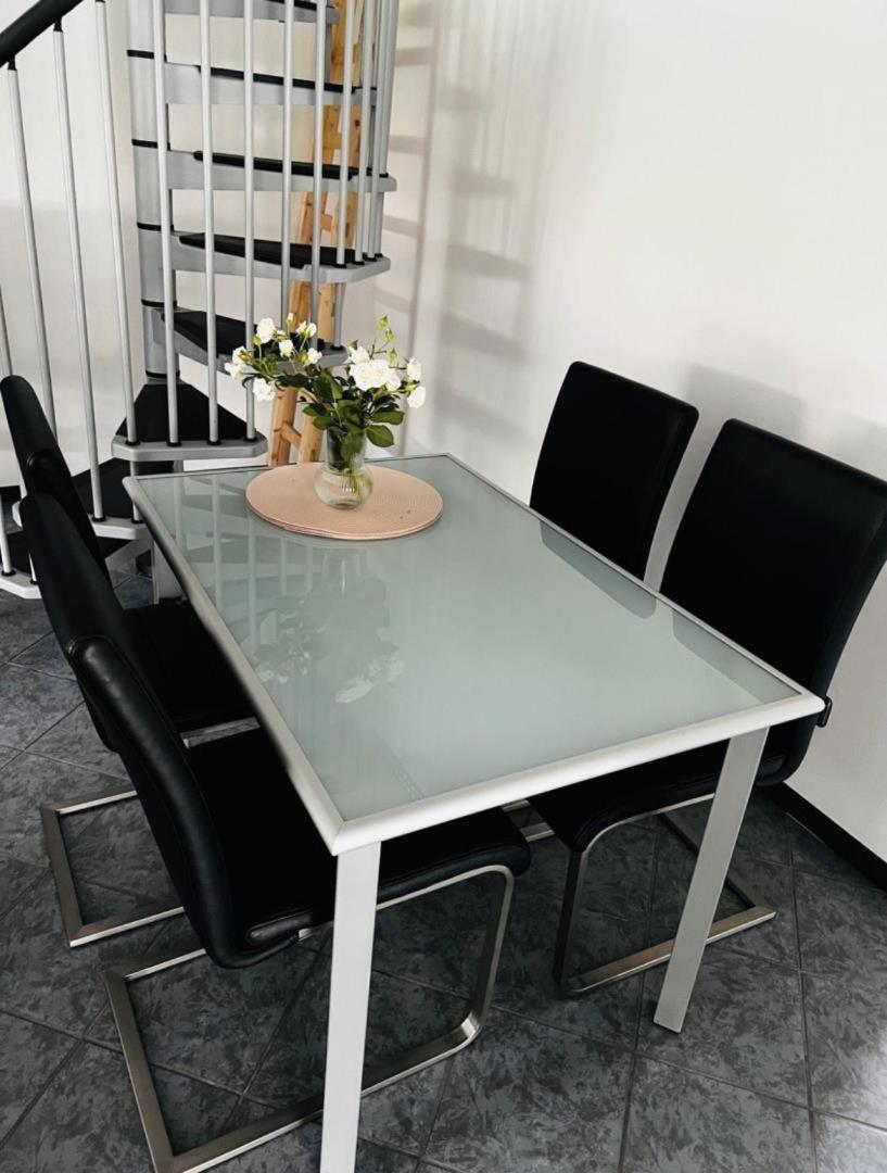 Modernes Ferienhaus Sauerblick Langsur Exterior foto